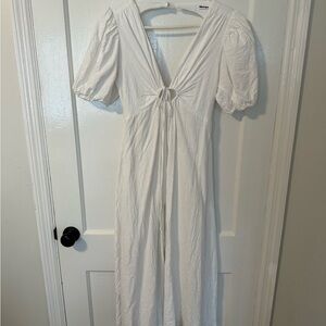 Showpo.Elegant White Puff Sleeve Dress